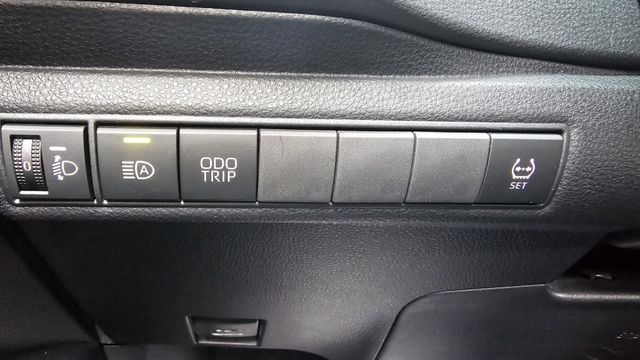 ALTIS  第10張相片