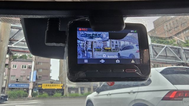 ALTIS  第20張相片