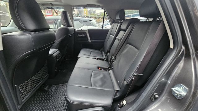 4RUNNER  第8張相片
