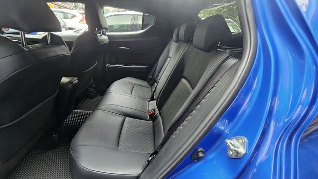 C-HR  第8張相片