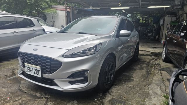 KUGA  第15張相片