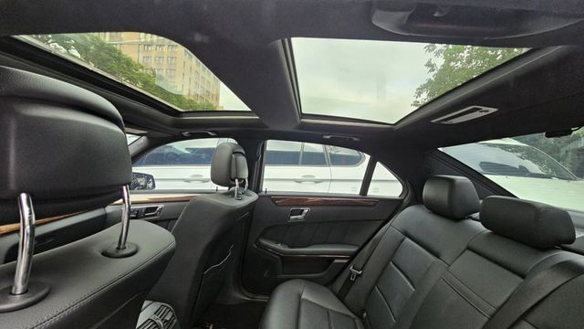 E-CLASS W212  第8張相片