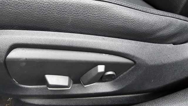 5 SERIES SEDAN F10  第11張相片