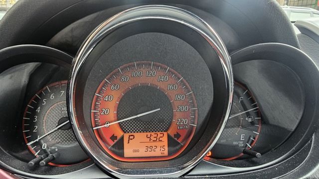 YARIS  第9張相片