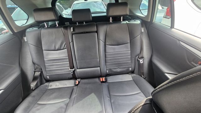 RAV4  第19張相片
