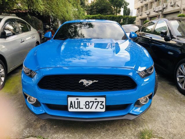 FORD MUSTANG    第1張相片