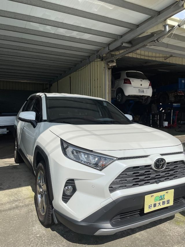 TOYOTA豐田 RAV4  第1張相片