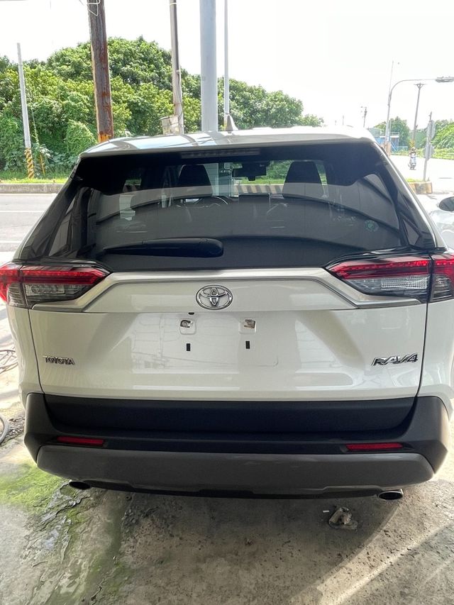 TOYOTA豐田 RAV4  第4張相片