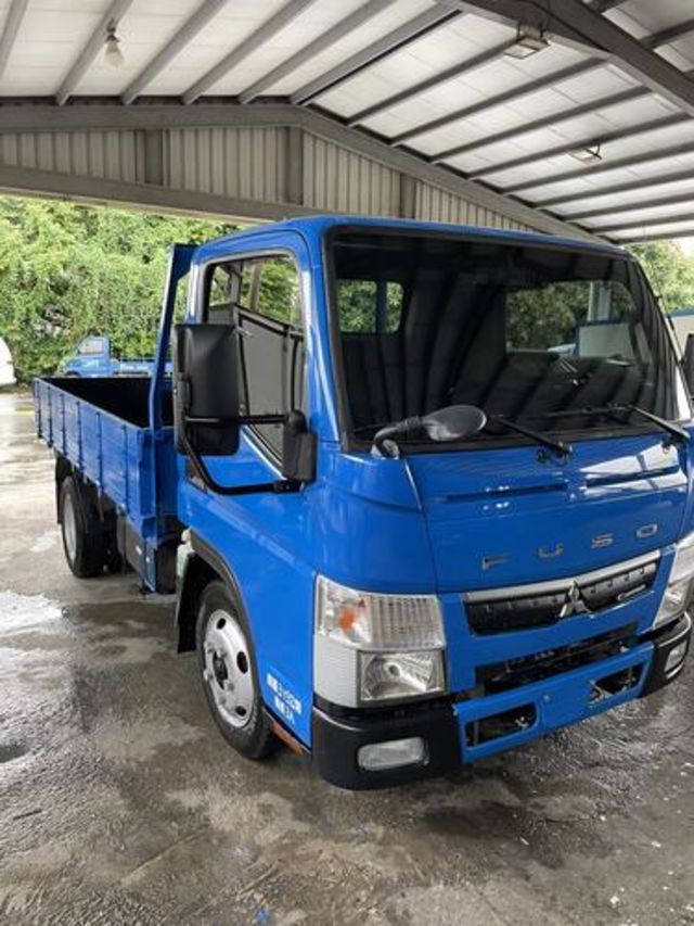 MITSUBISHI三菱 CANTER  第1張相片