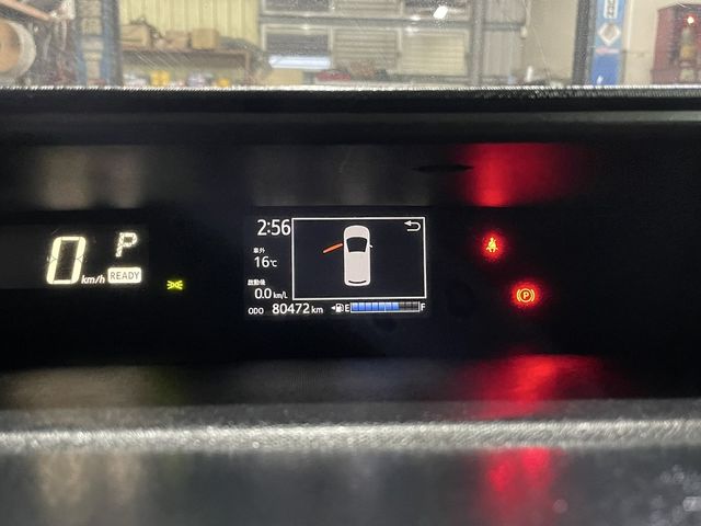 TOYOTA豐田 PRIUS C  第5張相片