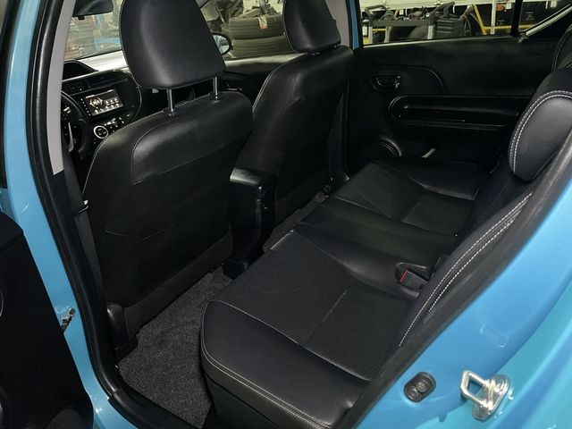 TOYOTA豐田 PRIUS C  第10張相片