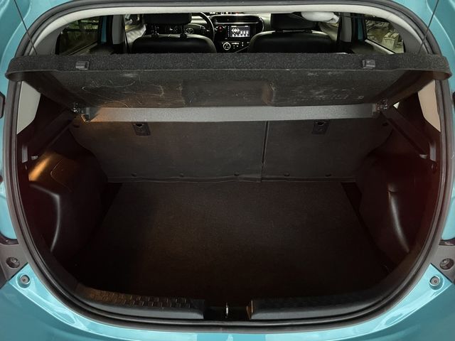TOYOTA豐田 PRIUS C  第11張相片