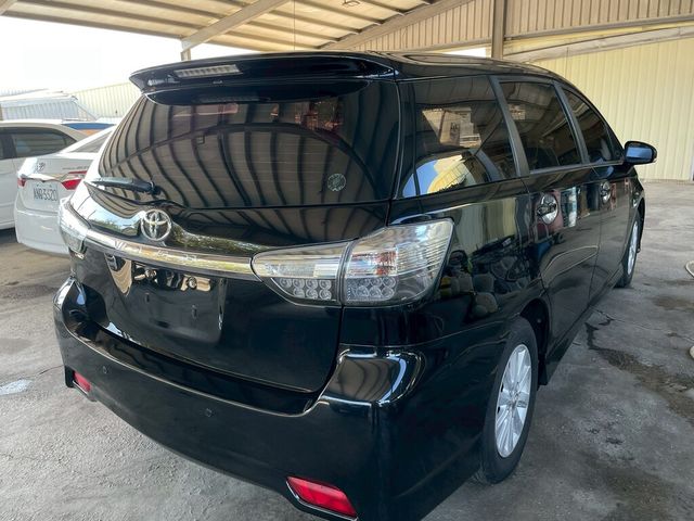 TOYOTA豐田 WISH  第9張相片