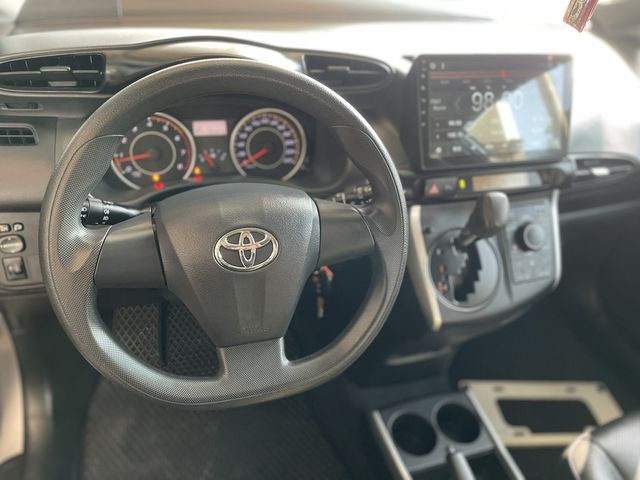 TOYOTA豐田 WISH  第9張相片