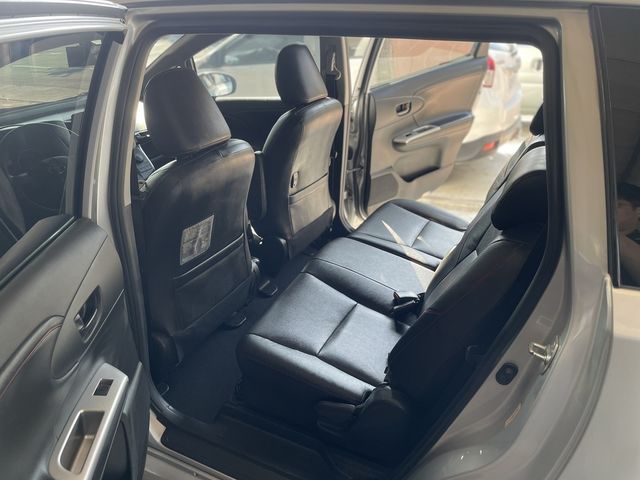 TOYOTA豐田 WISH  第10張相片