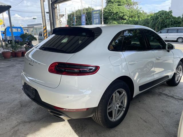 PORSCHE保時捷 MACAN  第2張相片
