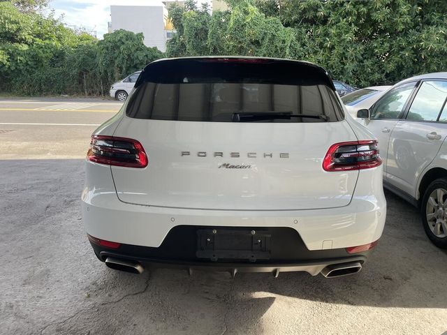 PORSCHE保時捷 MACAN  第4張相片