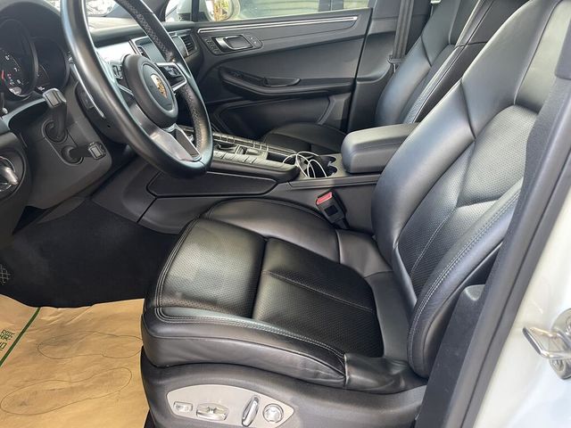 PORSCHE保時捷 MACAN  第12張相片