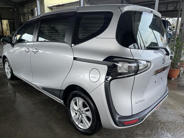 TOYOTA豐田 SIENTA  第8張相片