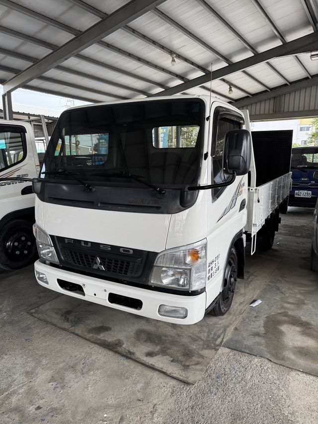 MITSUBISHI三菱 CANTER  第1張相片