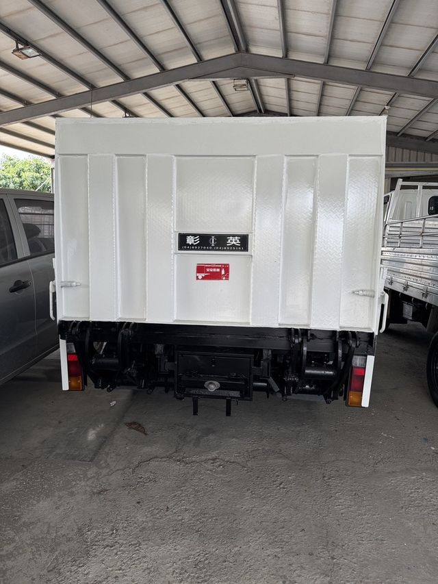 MITSUBISHI三菱 CANTER  第4張相片