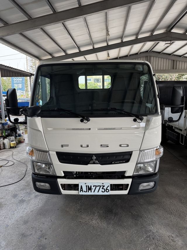 MITSUBISHI三菱 CANTER  第3張相片