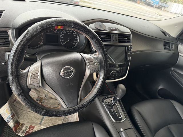NISSAN日產 TIIDA  第6張相片