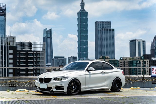 Bmw M235i 的價格 Findcar 找車網