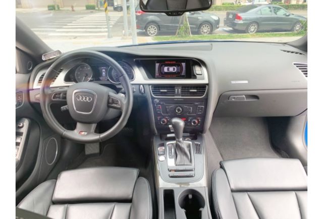 永旭汽車國際商行- 2011 Audi S5 sportback  第9張相片