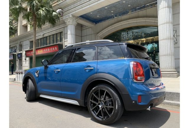 永旭汽車國際商行- 2017 Mini Cooper COUNTRY MAN  第2張相片