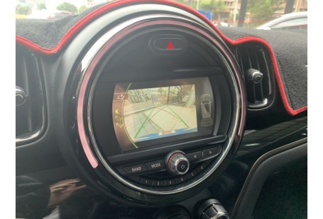 永旭汽車國際商行- 2017 Mini Cooper COUNTRY MAN  第5張相片