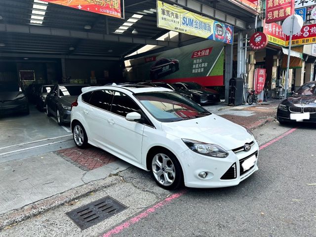 ♞小改款有自動停車♞2.0頂級五門運動版♞認證車可全貸♞  第2張相片