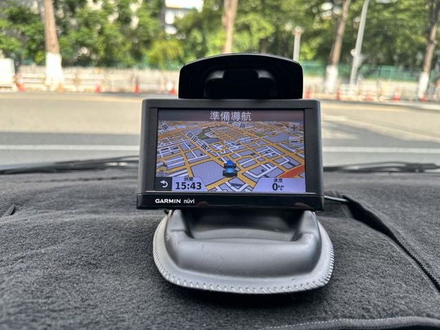 ♞7人座低里程絕版代步車♞僅跑10萬公里♞認證車可全貸♞  第16張相片