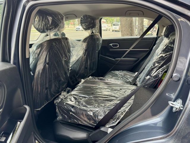 ♞2024.1月領牌 HR-V 尊榮版♞里程僅跑4公里♞ACC主動跟車+車道變換輔助+電尾門♞認證車可全貸♞  第8張相片