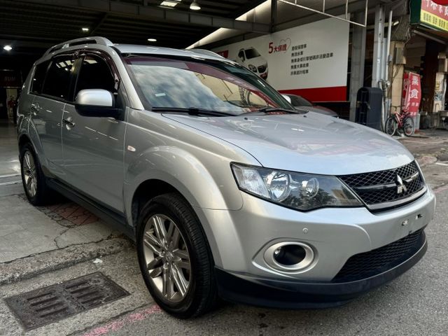 ♞奧蘭德2WD 精緻型♞ 一年僅跑一萬公里♞定速巡航+倒車顯影+抬頭顯示器+免鑰匙啟動♞認證車可全貸♞  第2張相片