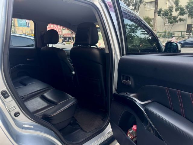 ♞奧蘭德2WD 精緻型♞ 一年僅跑一萬公里♞定速巡航+倒車顯影+抬頭顯示器+免鑰匙啟動♞認證車可全貸♞  第8張相片
