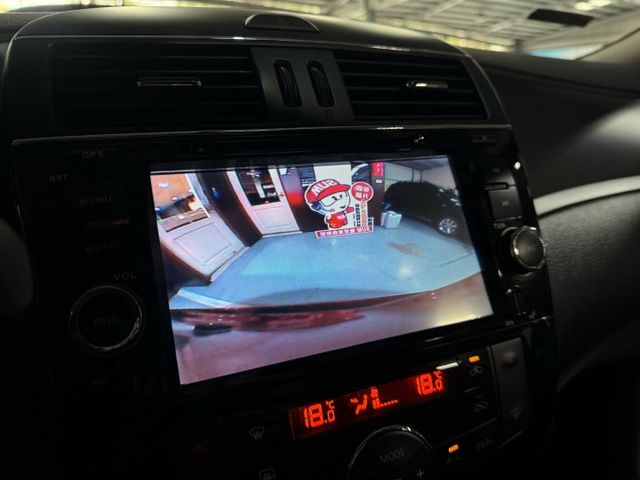 ♞車況極佳 內裝外觀如新♞IKEY免鑰匙+光感應頭燈+定速巡航+倒車顯影♞五大保固♞認證車可全貸♞  第16張相片