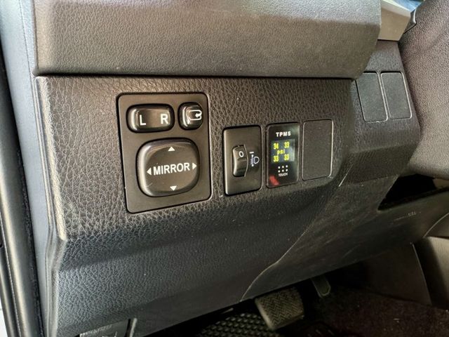 ♞經典版*全程原廠保養♞胎壓監控+LED頭尾燈+後座分離傾倒♞里程保證實跑11萬公里♞認證車可全貸♞  第15張相片