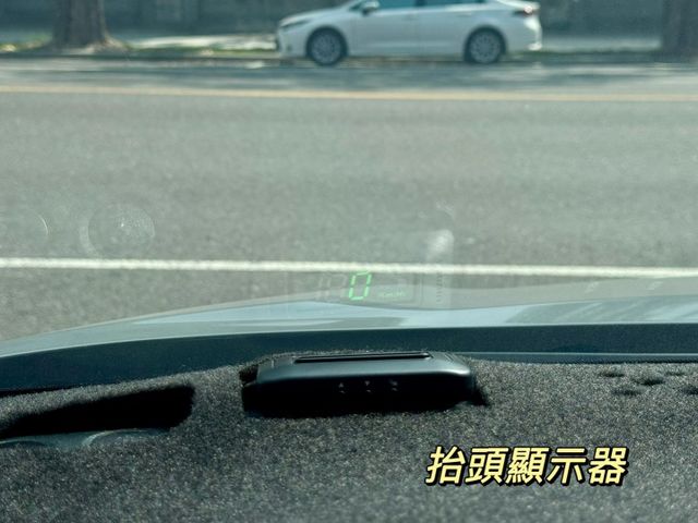 ♞市場稀有*大滿配*限量150台♞新車加選配94萬 現省二十幾萬♞里程僅跑1600公里 新車氛圍滿滿♞原廠保固中♞  第16張相片