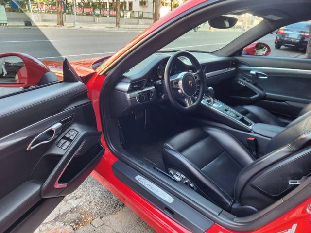 Carrera S 3.8NA 全車100%原版件.零事故.無瑕疵 新車至今全程保時捷原廠保養 全車選配超過200萬  第8張相片