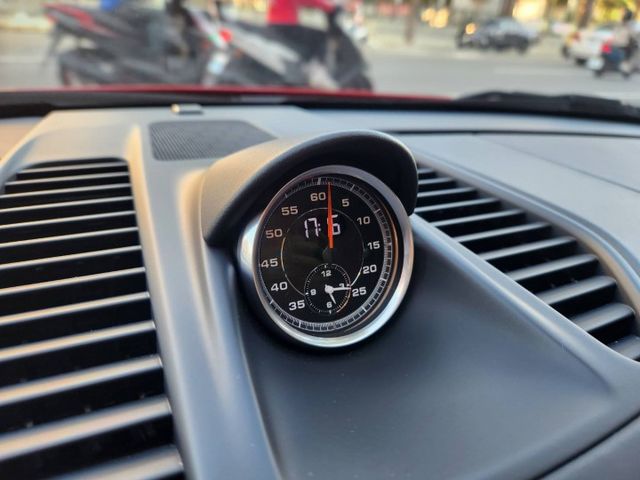 Carrera S 3.8NA 全車100%原版件.零事故.無瑕疵 新車至今全程保時捷原廠保養 全車選配超過200萬  第15張相片