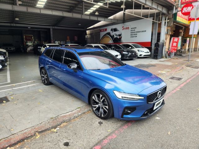 ♞B5 R-Design AWD 油電混合♞14只環繞揚聲器+雙前座電椅/座椅記憶/電熱椅/腰靠+ACC主動式跟車♞  第2張相片