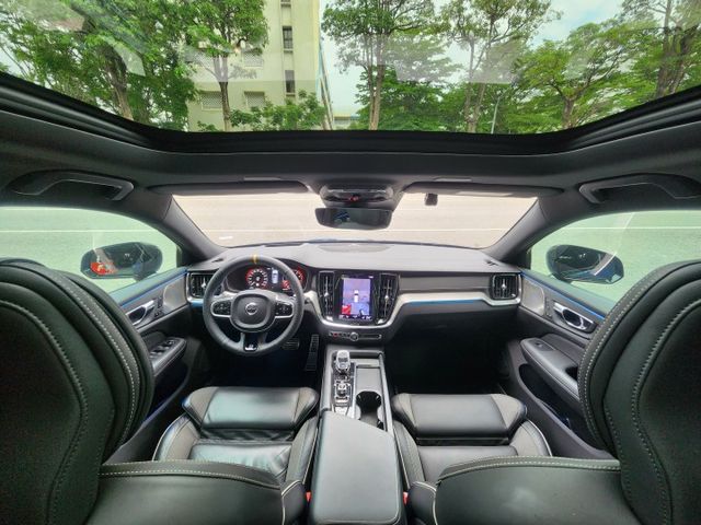 ♞B5 R-Design AWD 油電混合♞14只環繞揚聲器+雙前座電椅/座椅記憶/電熱椅/腰靠+ACC主動式跟車♞  第8張相片