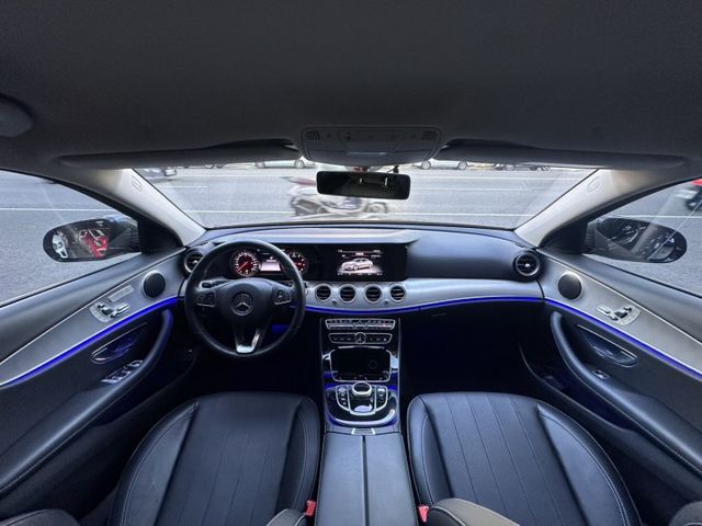 ♞E200 Avantgarde  里程實跑7萬公里♞ACC主動式跟車+雙前座電動座椅/座椅記憶/腰靠+免鑰匙啟動♞  第11張相片