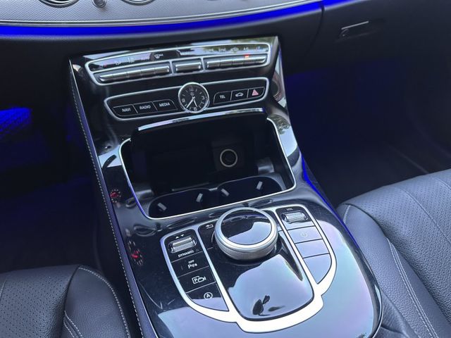 ♞E200 Avantgarde  里程實跑7萬公里♞ACC主動式跟車+雙前座電動座椅/座椅記憶/腰靠+免鑰匙啟動♞  第12張相片