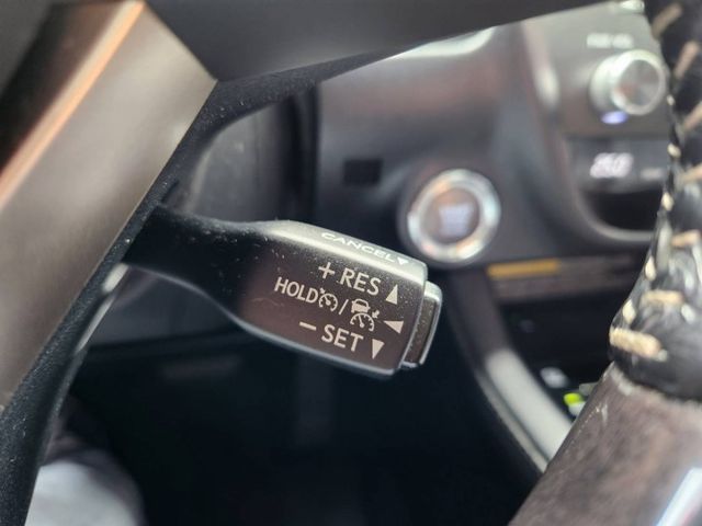 ♞200t 旗艦版♞HUD抬頭顯示器+馬克萊.文森 15只揚聲器+雙前座電動座椅/座椅記憶/腰靠+雙前座電椅冷熱通風♞  第15張相片