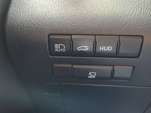 ♞200t 旗艦版♞HUD抬頭顯示器+馬克萊.文森 15只揚聲器+雙前座電動座椅/座椅記憶/腰靠+雙前座電椅冷熱通風♞  第17張相片