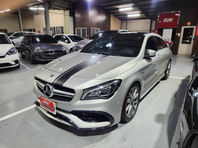 ♞Shooting Brake AMG CLA45 4MATIC 里程僅跑6萬公里♞動力配置亦有最大輸出高達381hp♞  第1張相片