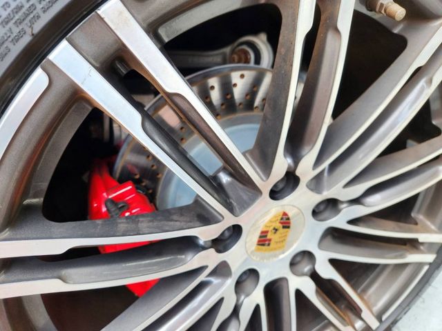 Porsche 911 Carrera 2016款 2016款 Brack Edition 黑色  第13張相片