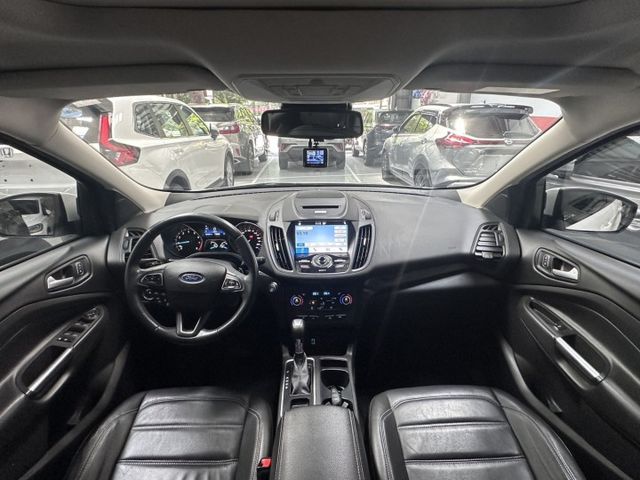 ♞ 245旗艦版 里程實跑10萬公里 ♞ACC主動式跟車+IKEY免鑰匙+駕駛座電動調整+電動尾門+車前雷達+換檔撥片♞  第9張相片